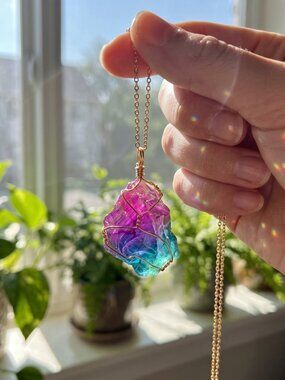 Rainbow raw crystal necklace 🌈💎